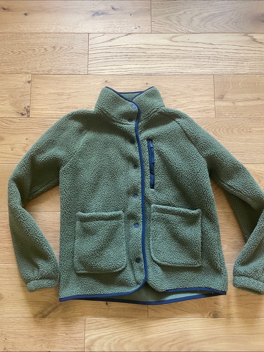 Vineyard Vines Olive Green Sherpa Jacket with Navy Trim